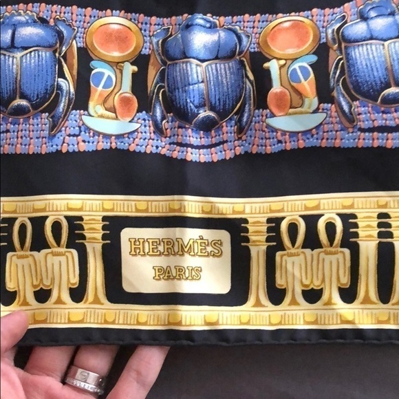 RARE Tutankhamun Hermes silk scarf - Picture 2 of 5